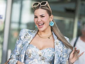 Kim Virginia Hartung strahlt