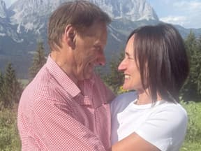 Silke und Franz schauen sich an