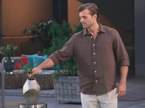 Tim Reitz mit Rosen