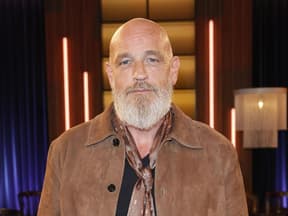 Torsten Sträter lächelt