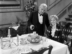 "Dinner for One": Butler James und Miss Sophie