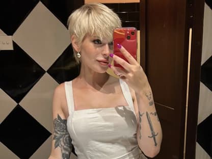 Marie Reim mit Kurzhaarfrisur
