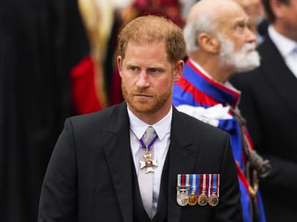 Prinz Harry bei der Krönung.