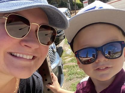 Mama-Inlfuencerin Haley Odlozil mit ihrem Sohn Weston.