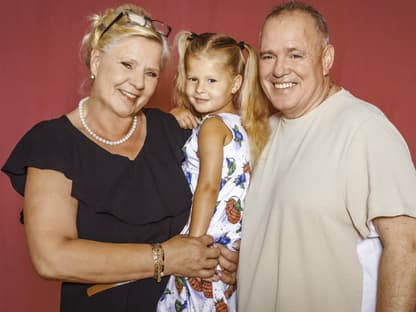 "Die Wollnys": Cataleya "Püppi" mit Silvia und Harald