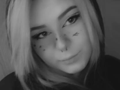 Calantha Wollny sieht traurig aus