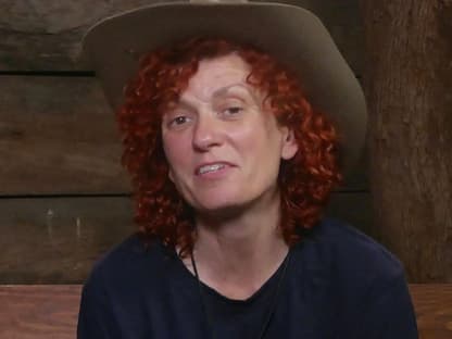 Lucy Diakovska im Dschungelcamp im Dschungeltelefon