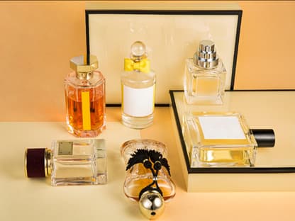 Düfte von TikTok Parfum-Flakons