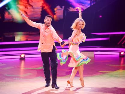 Kathrin Menzinger mit Mark Keller bei "Let's Dance" im Jahr 2024