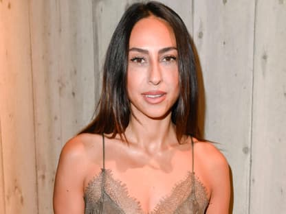 Melissa Khalaj lächelt