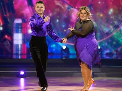 Selfiesandra bodyshaming Selfiesandra beim Cha-Cha-Cha