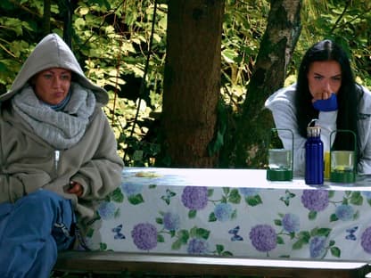Sandra Sicora und Paulina Ljubas miese Laune