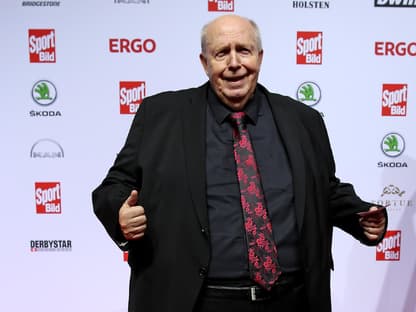 Reiner Calmund lacht vor seinem Abnehmerfolg