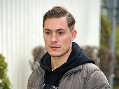Henrik Stoltenberg guckt ernst