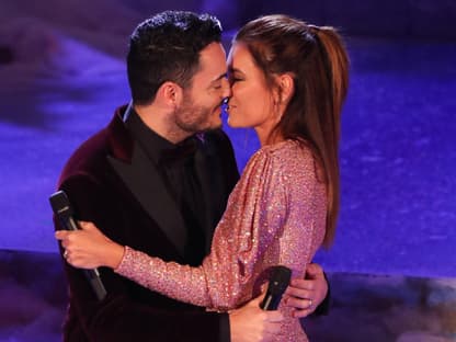Giovanni und Jana Ina Zarrella turteln