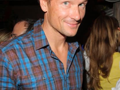 Auch Ex-Nationaltorwart Jens Lehmann ist auf der Wiesn zu Gast. Im Promi-Zelt "Kaefers" feierte er bis spät in die Nacht