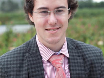 Und Sven: Das größte Vorbild für den 21-jährigen Physik-Student aus Köln ist Stephen Hawking. Einmal ins Weltall zu fliegen, ist sein größter Wunsch. Er kämpft mit Martina um das Preisgeld von 100.000 Euro ...