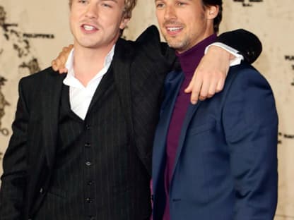 Am 25. Oktober kommt die Bestseller-Verfilmung "Die Vermessung der Welt" in die Kinos. Gestern, Dienstag 16. Oktober, feierten die Hauptdarsteller Albrecht Abraham Schuch und Florian David Fitz in München die Premiere Am 25. Oktober kommt die Bestseller-Verfilmung "Die Vermessung der Welt" in die Kinos. Gestern, Dienstag 16. Oktober, feierten die Hauptdarsteller Albrecht Abraham Schuch und Florian David Fitz in München die Premiere