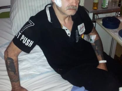 Dieter Wollny wirkt nach der OP noch geschwächt Dieter Wollny wirkt nach der OP noch geschwächt