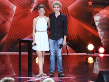 Zauberer Thomas Höschele, 28, und Assistentin Amélie aus´ Österreich erstaunten mit ihrer Telepathie-Show die Jury, somit sind sie eine Runde weiter
