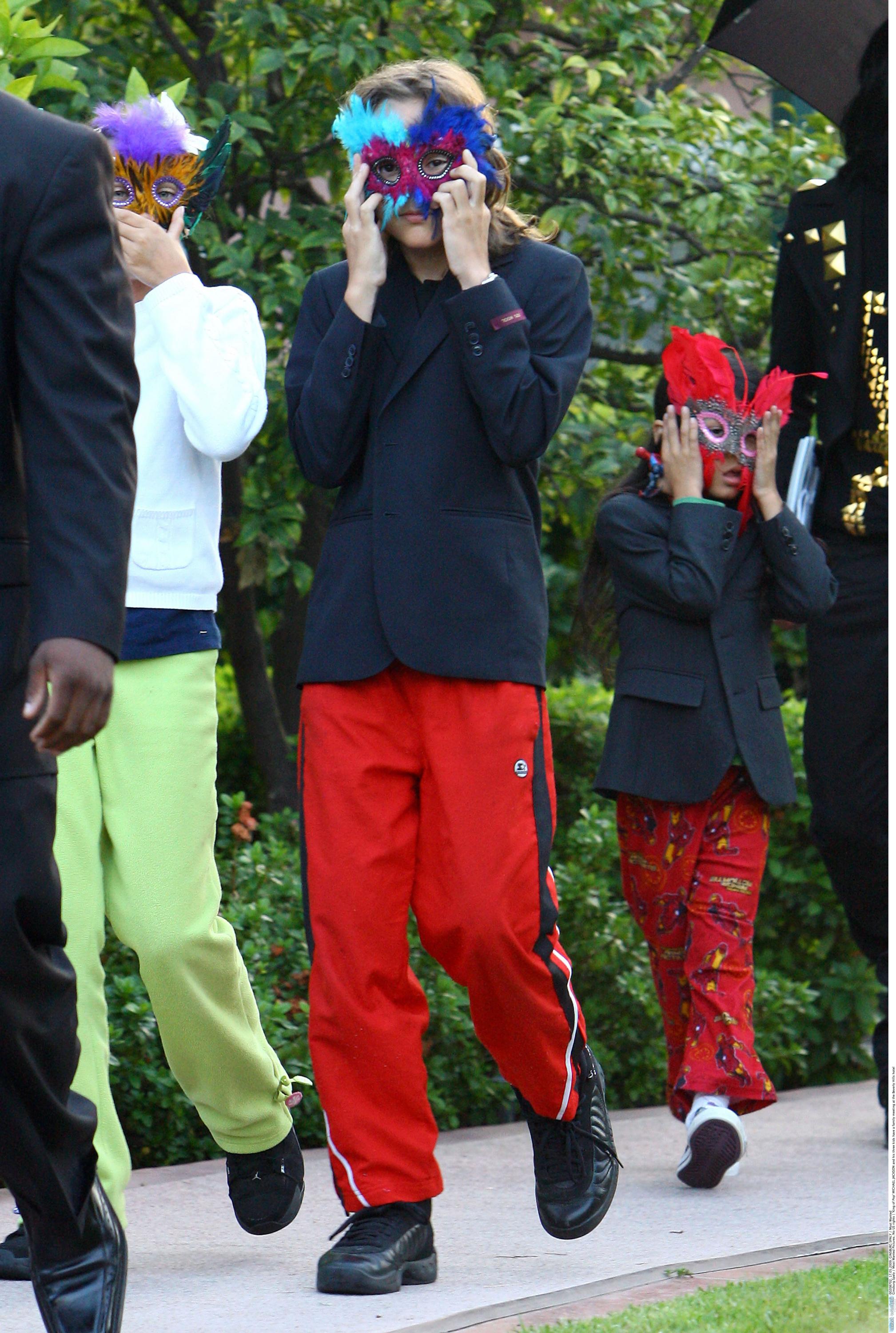 Paris Jackson Kind : Paris Jackson Had To Grow Up Faster Than Most Celebrity / ~ For Booking