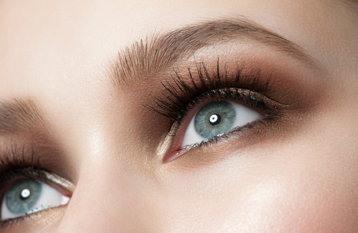 Schöne Wimpern: Diese Drogerie-Mascara für Ergebnisse magische sorgt