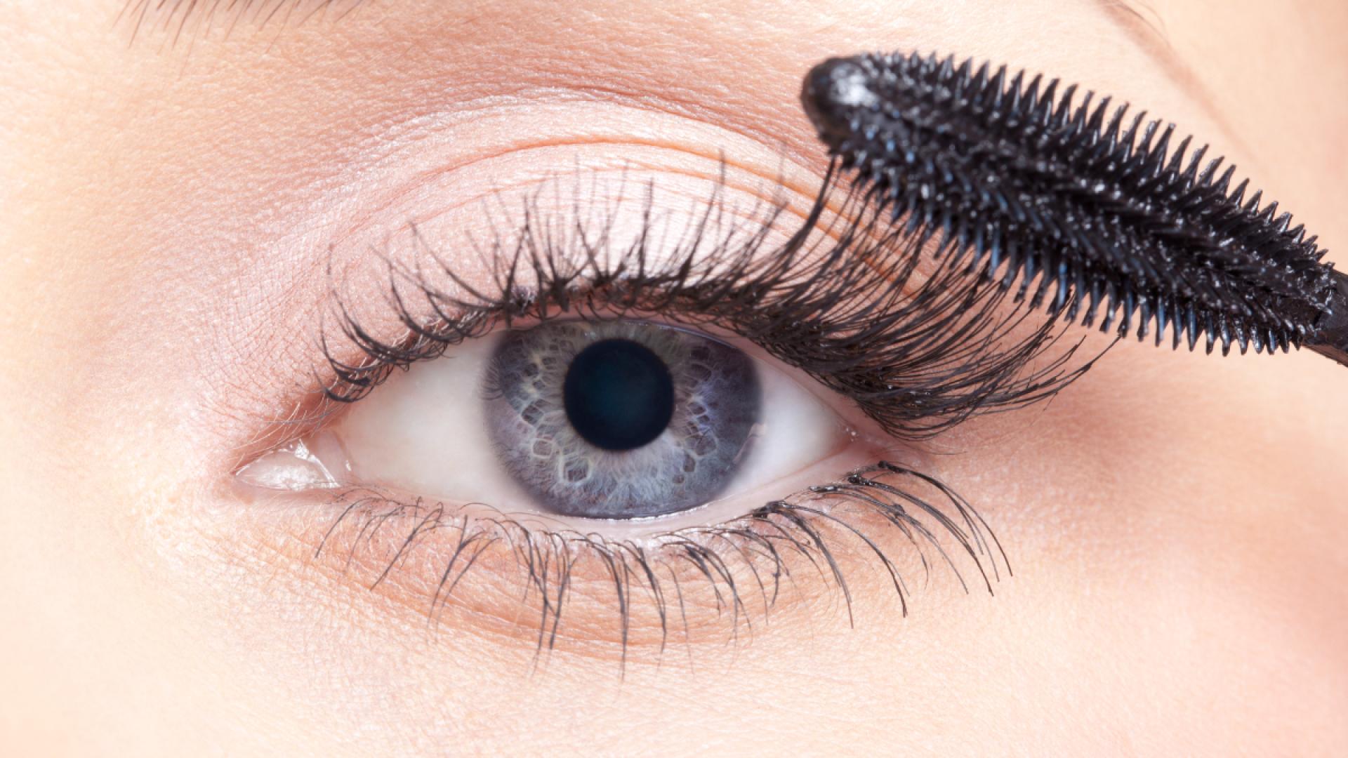 Ideal-f-r-empfindliche-Augen-Diese-Mascara-wirkt-wie-ein-Wimpernserum