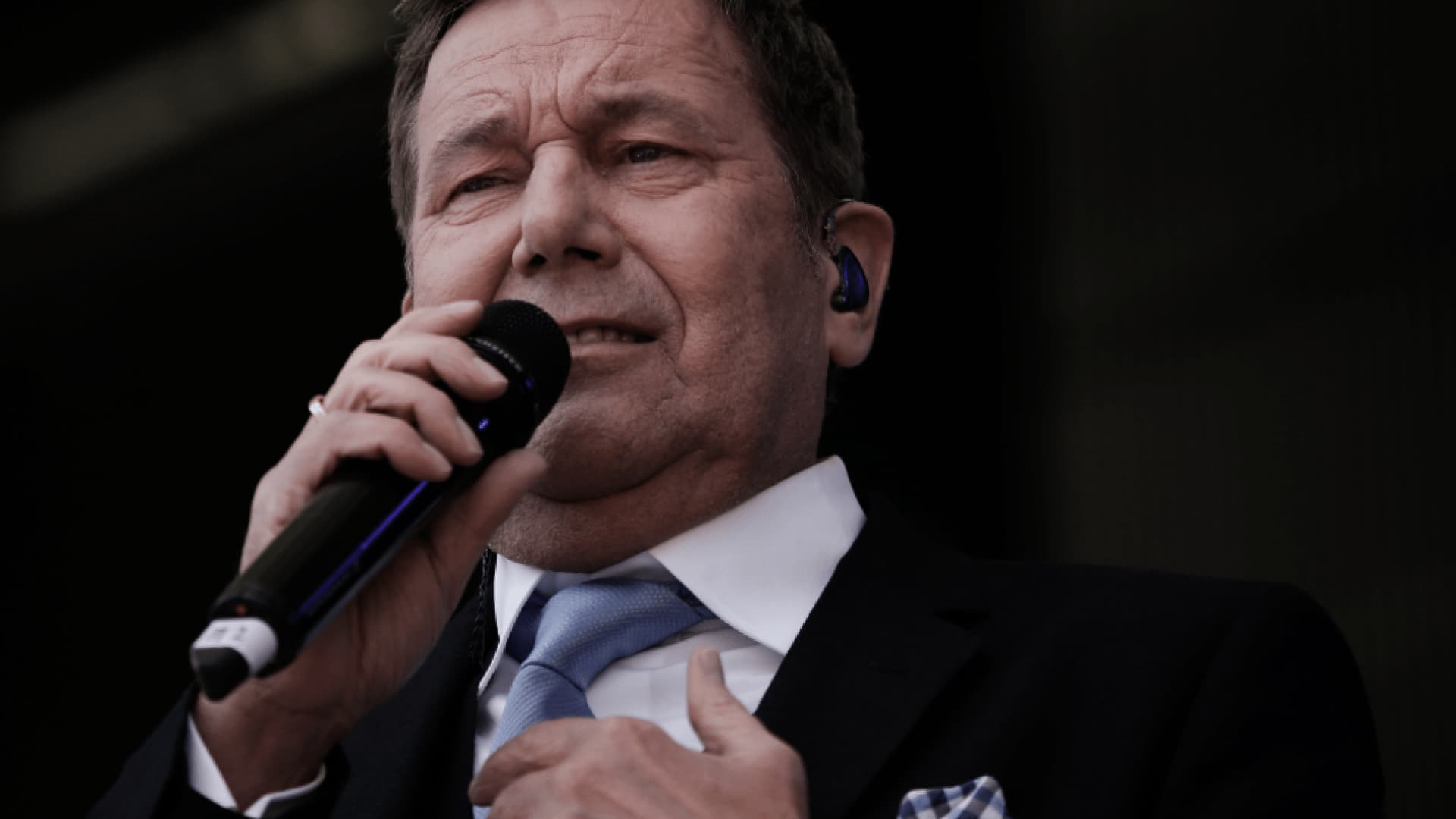 Roland Kaiser Bewegender Auftritt rührt zu Tränen