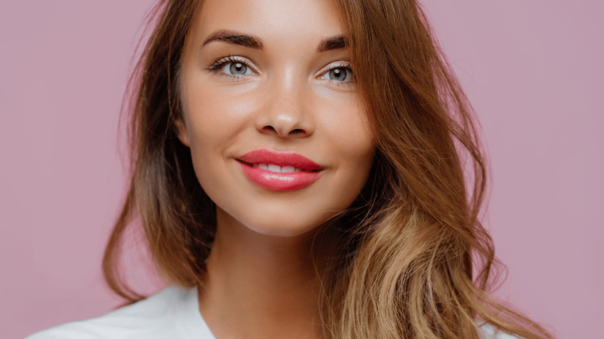 Makeup Diese Foundation hält den ganzen Tag — auch unter einer Maske!