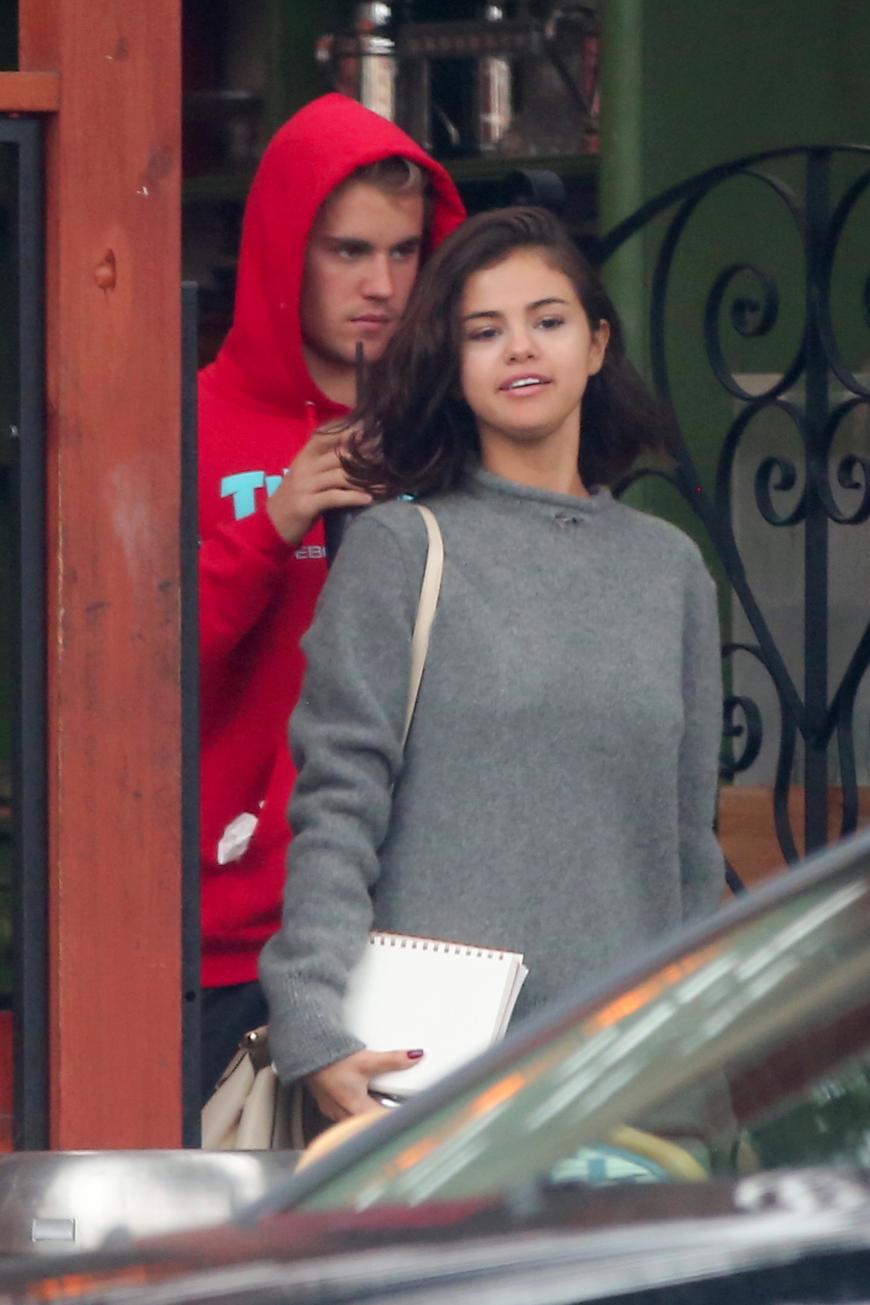 Selena Gomez Justin Bieber Omg Kuss Foto Bestatigt Liebes Comeback