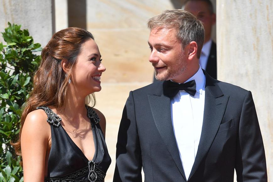 Christian Lindner 1 Auftritt Mit Seiner Neuen Freundin