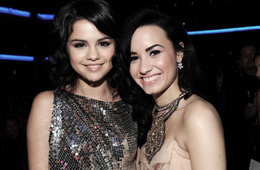 Demi Lovato Vs Selena Gomez Cyber Mobbing Skandal