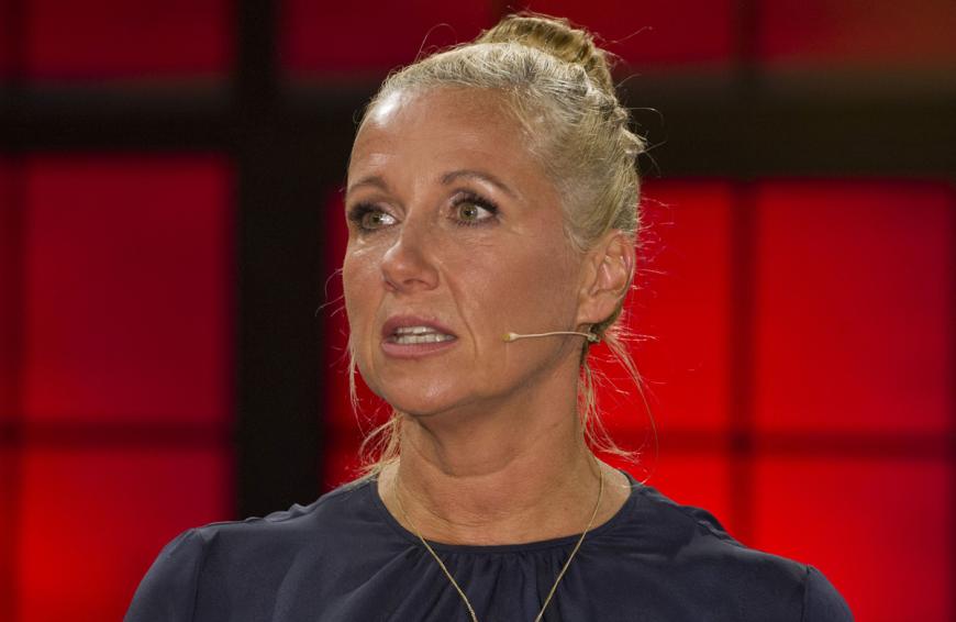 andrea kiewel fans in sorge um fernsehgarten moderatorin