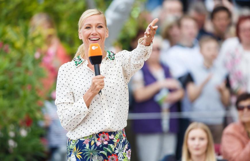 Andrea Kiewel Das Verdienen Die Kunstler Im Zdf Fernsehgarten