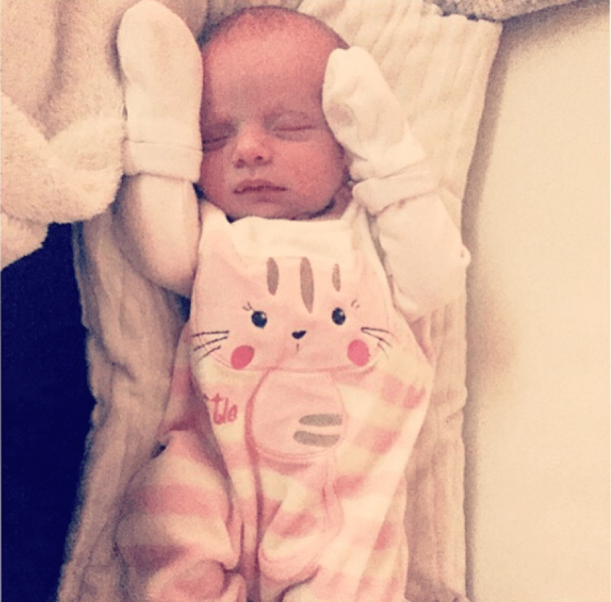 Die Stolze Mama Stellt Auf Instagram Steht Dir Lena
