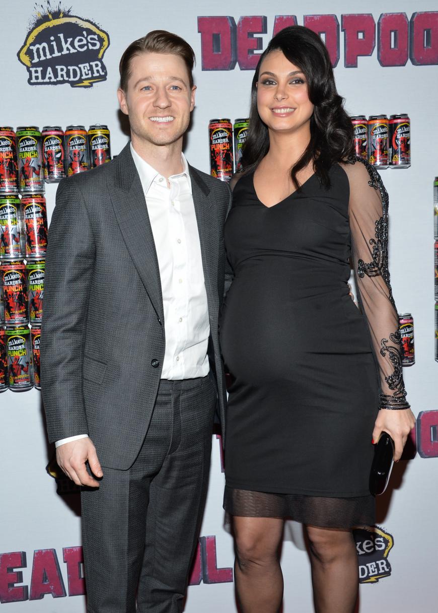 Baby News Benjamin Mckenzie Morena Baccarin Sind Eltern Geworden Ok Magazin Morena baccarin (born june 2, 1979) is an actress. baby news benjamin mckenzie morena