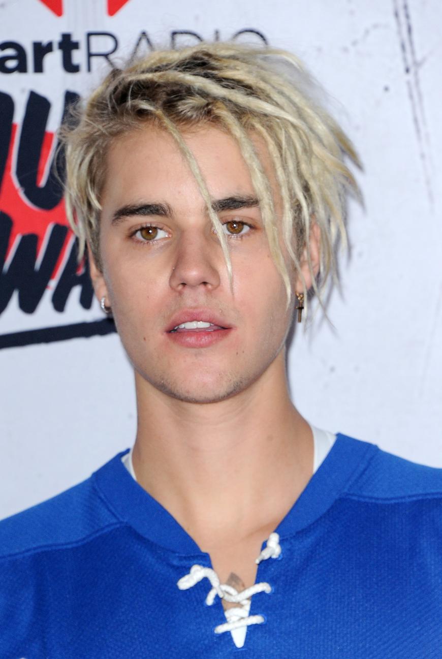 Endlich Justin Bieber Trennt Sich Von Seinen Rastas Ok Magazin
