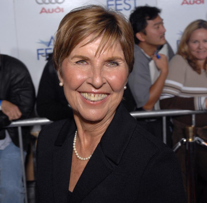 Tom Cruise Trauert Um Seine Mutter Mary Lee South Ist Tot Ok Magazin Cruise, 54, was joined by his three sisters, lee ann devette, 57, cass mapother, 55, and marian henry, 52, as well as other family and friends, reported people magazine.