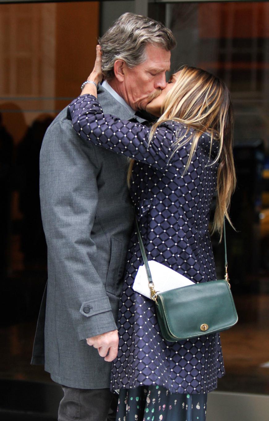 Sarah Jessica Parker Knutscht Mit Einem Anderen Mann