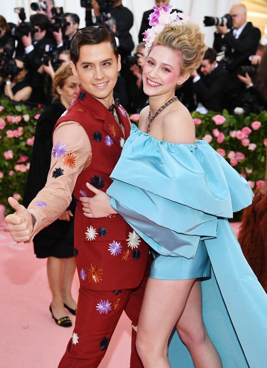Lili Reinhart Cole Sprouse Erste Reaktion Auf Liebes Aus