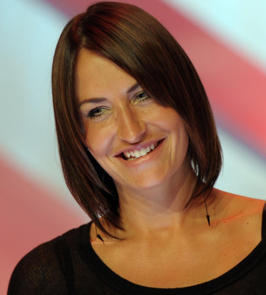 Radikal Sarah Connor Mit Dunkelbraune Der Look Von Sarah