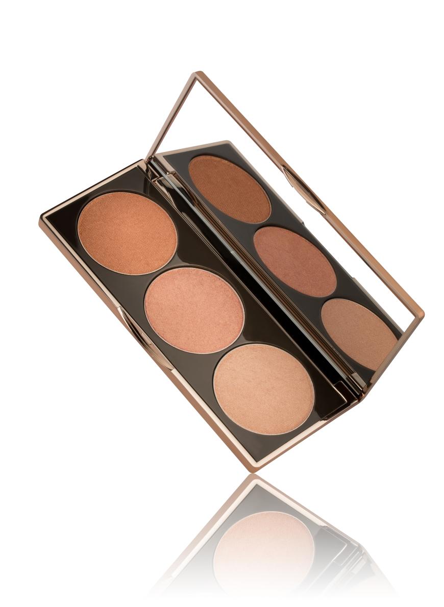 „Contouring Palette“ von Nude by Nature, ca. 28 Euro, douglas.de