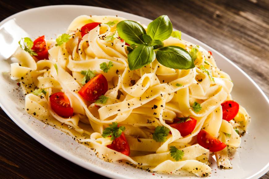 Mit diesen Tipps und Tricks kannst du die italienische Küche genießen, ohne zuzunehmen.