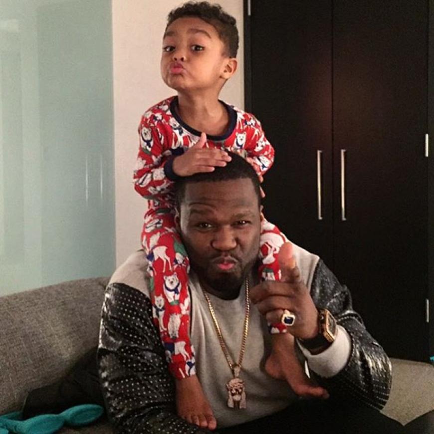 So süß! 50 Cent feiert mit seinem Sohnemann Sire Jackson und vielen Küssen.