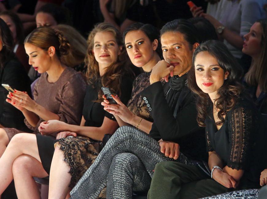 Die Front Row beim Lavera Showfloor mit Rumer Willis
