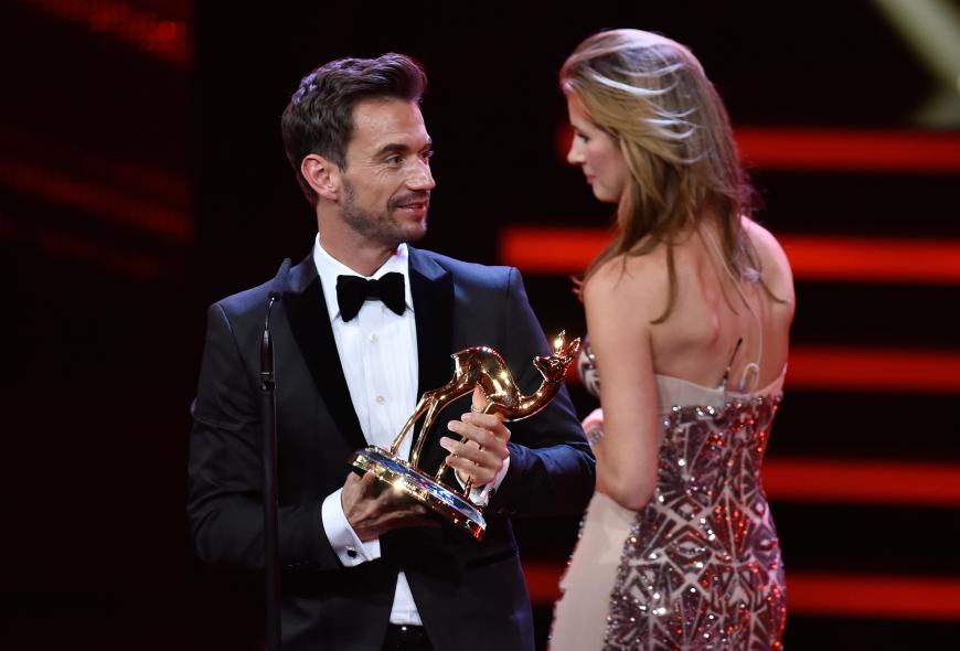 Florian Silbereisen musste Laudatorin Mareile Höppner enttäuschen - nicht sie, sondern natürlich seine Helene Fischer war für ihn die schönste Frau des Abends ...