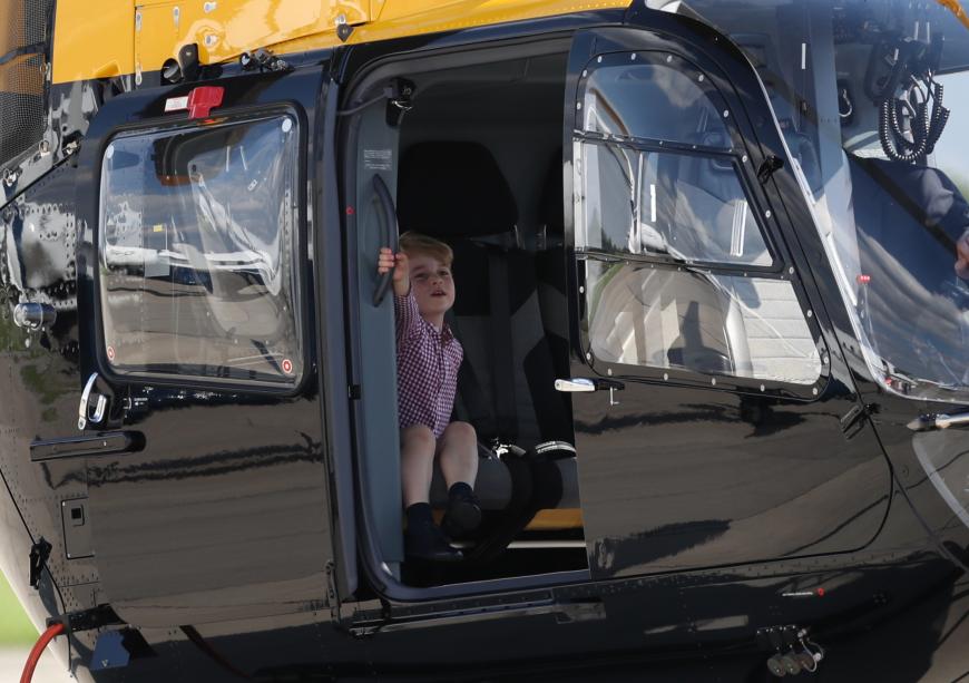 Awww! Prinz George als Mini-Hubschrauber-Pilot