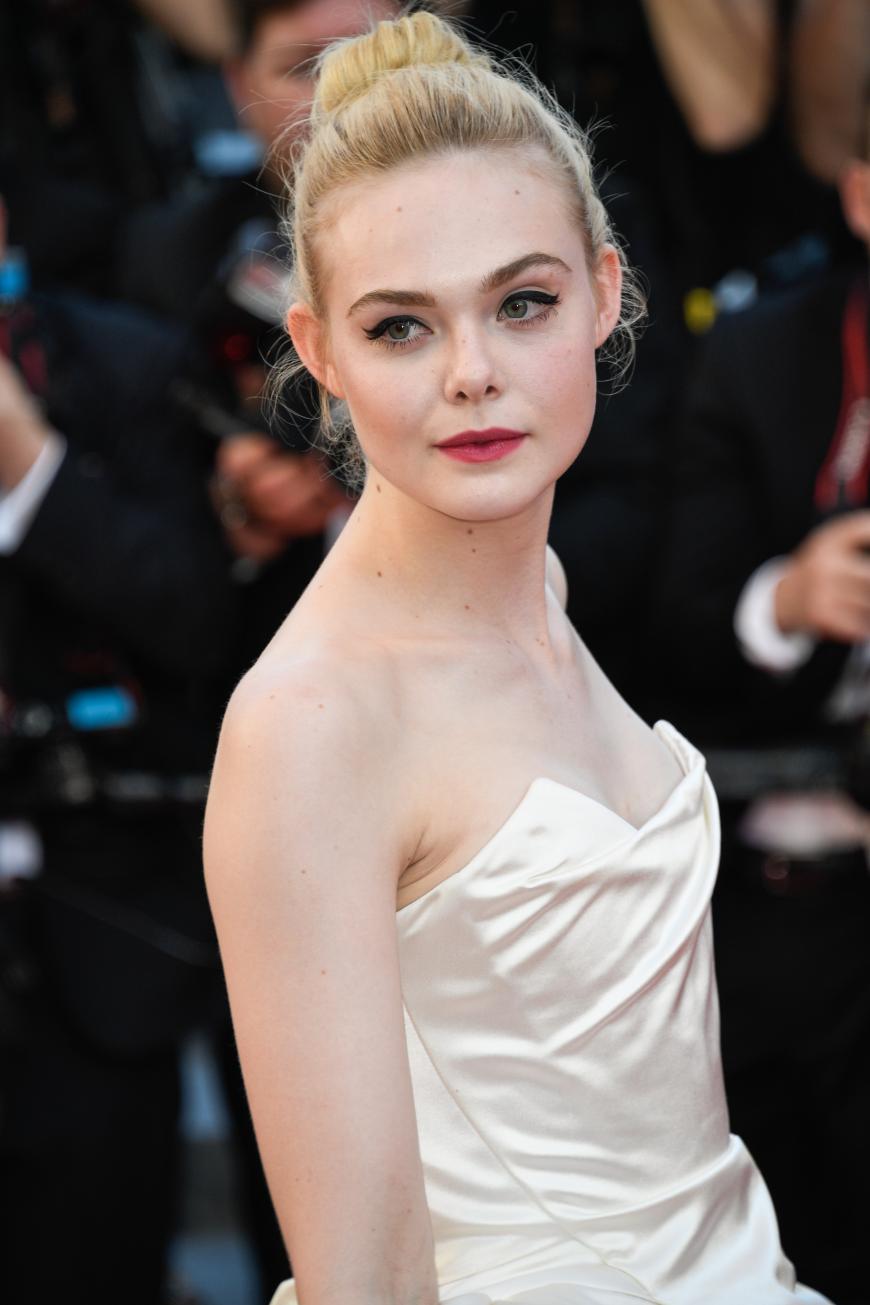 Die elfenhafte Elle Fanning mit wunderschönem Make-up
