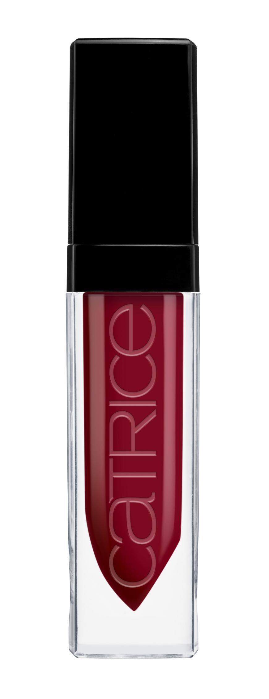 Glänzend „Shine Appeal Fluid Lipstick Intense“ von Catrice, in „Vampire Diaries“, ca. 4 Euro