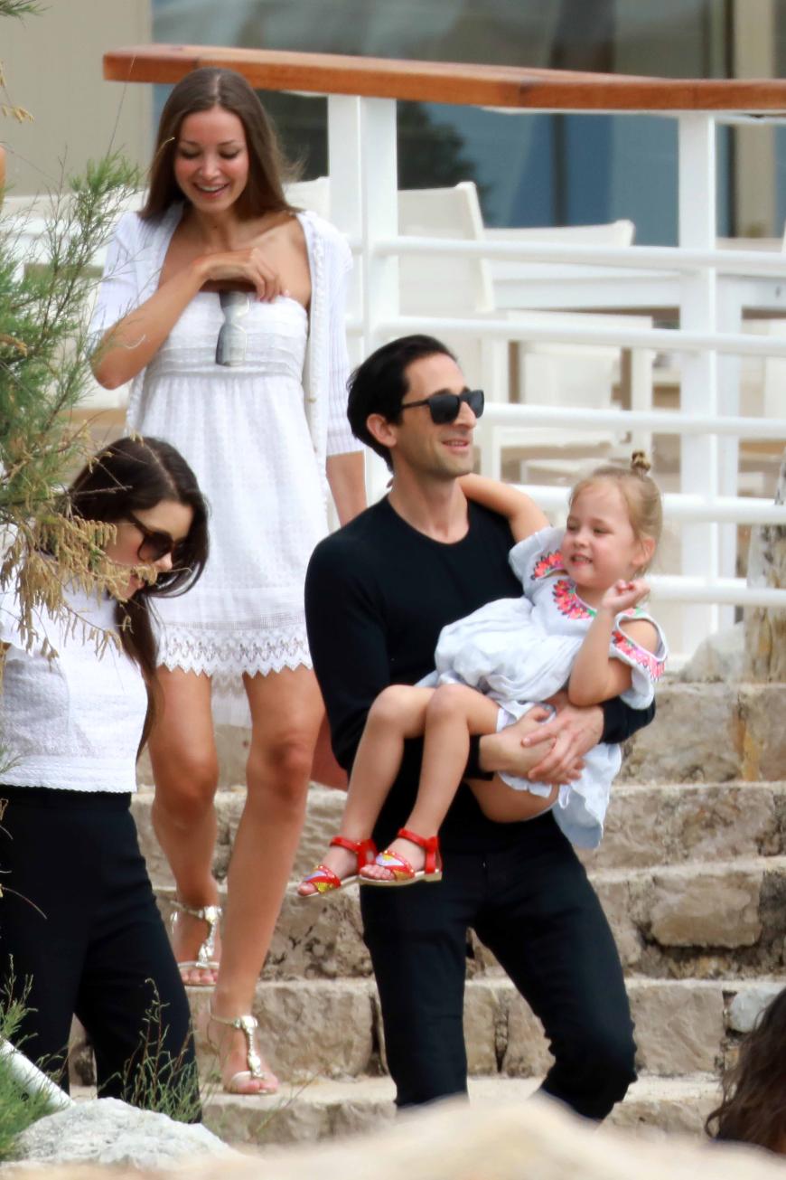 Awwww, jetzt mögen wir Adrian Brody noch ein bisschen lieber!
